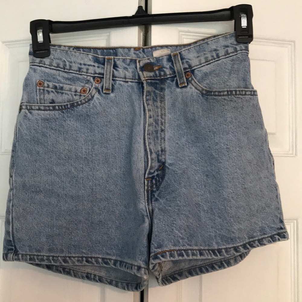 Levi High-waisted shorts